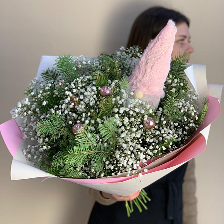 Гномик в елке