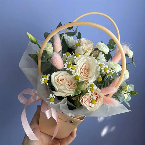 Сумочка с кустовой розой