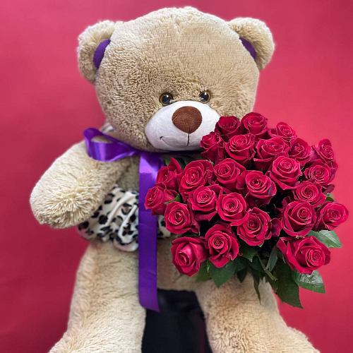 25 роз, топпер, воздушные шарики и мишка