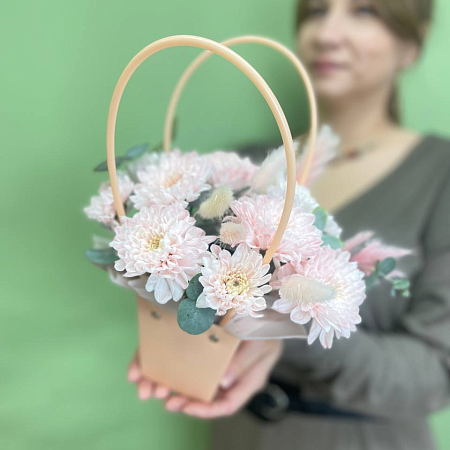 Сумочка с хризантемой